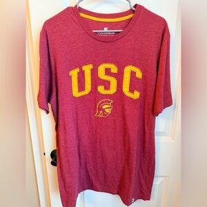 New Men’s Colosseum Men's Garnet Tee with Yellow USC Logo size large